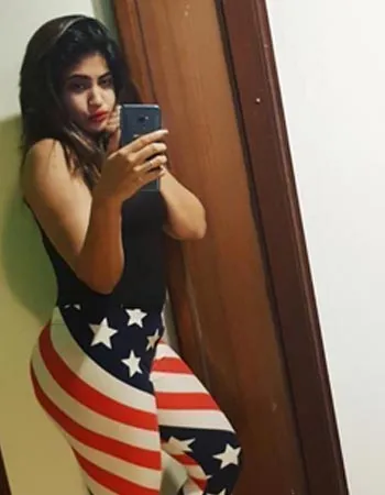 Niharika Niharika - Call Girls in Chandigarh